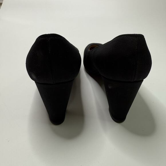 Newton Elkin Lord And Taylor Black Heels Pumps Size 6 B Vintage Fabric Solid - Picture 5 of 11